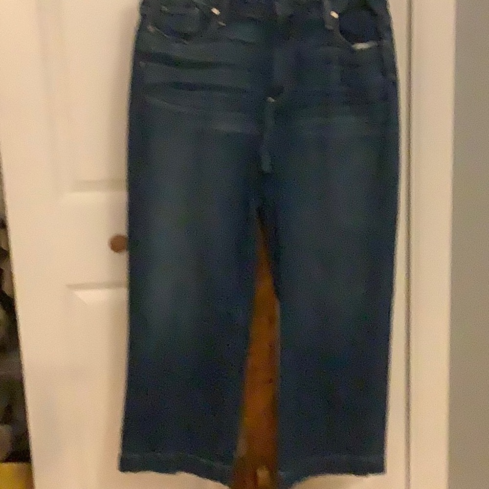 Woman’s Paige dark blue jeans size 32 wide leg